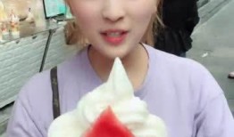 娱乐吃瓜姐网红是谁扮演的,娱乐吃瓜姐网红背后的神秘扮演者