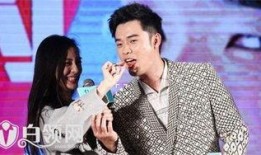 卓伟爆料洗头视频,揭秘明星私生活瞬间